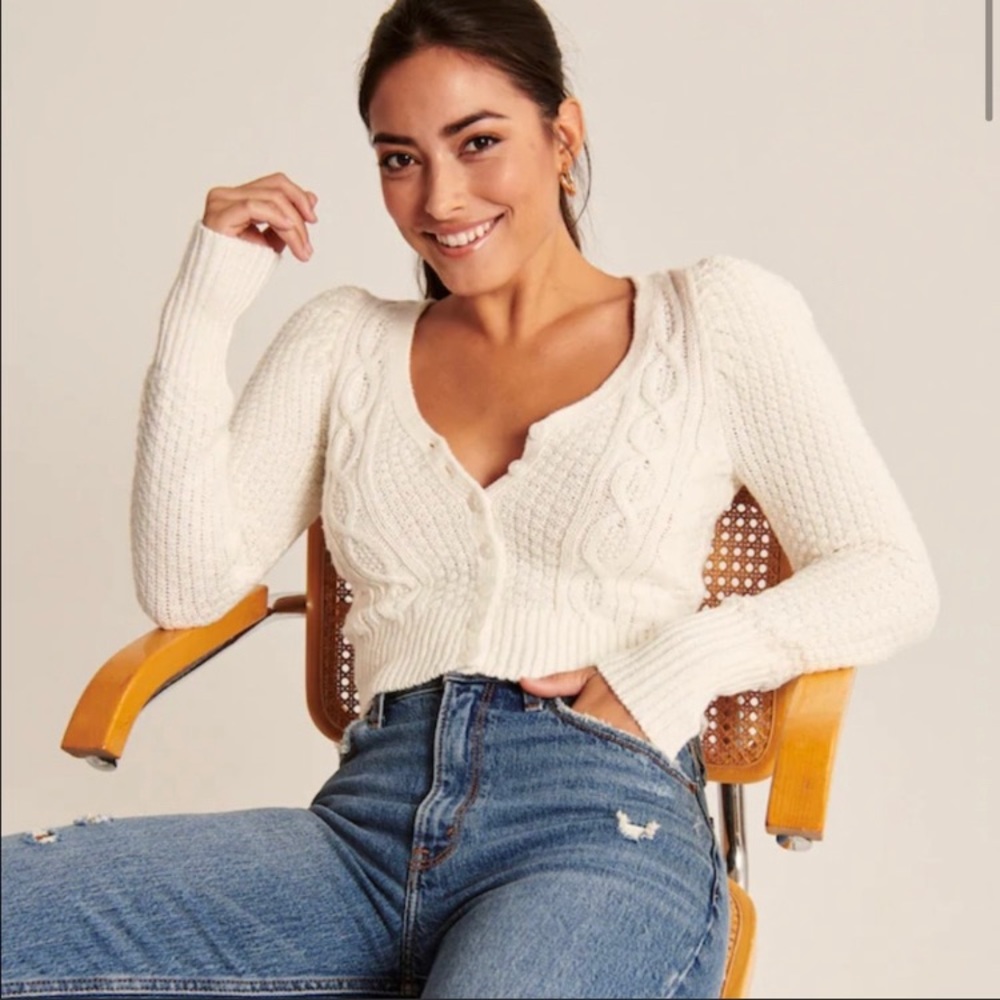 Cable Cropped Cardigan NWOT